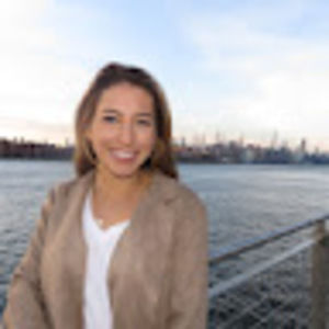 Meet your Posher, Danielle